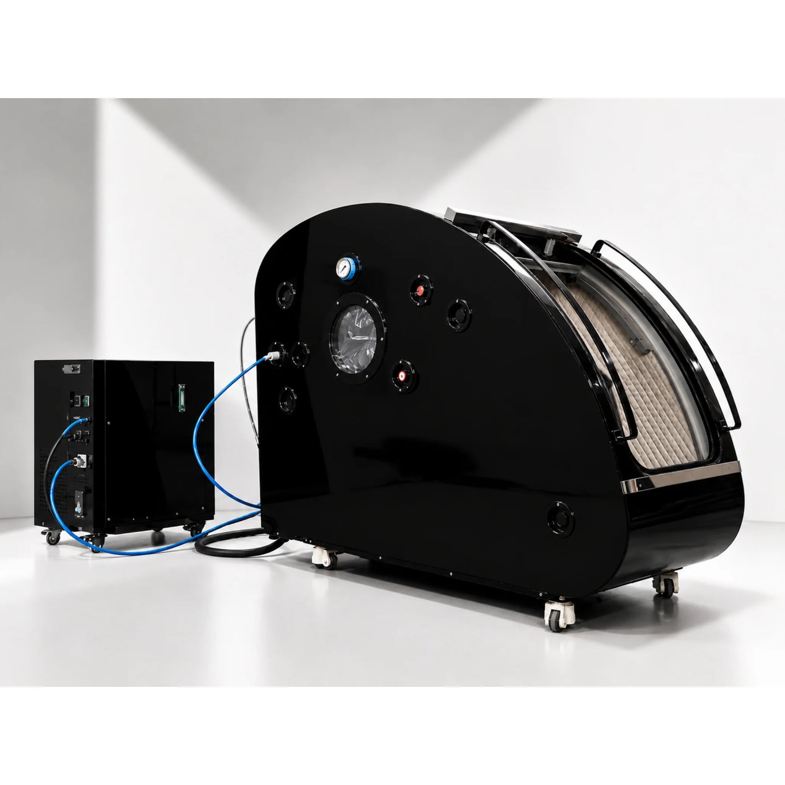 Macy-Pan HP750 Hard-Shell Sitting Hyperbaric Chamber – black chamber with its air unit
