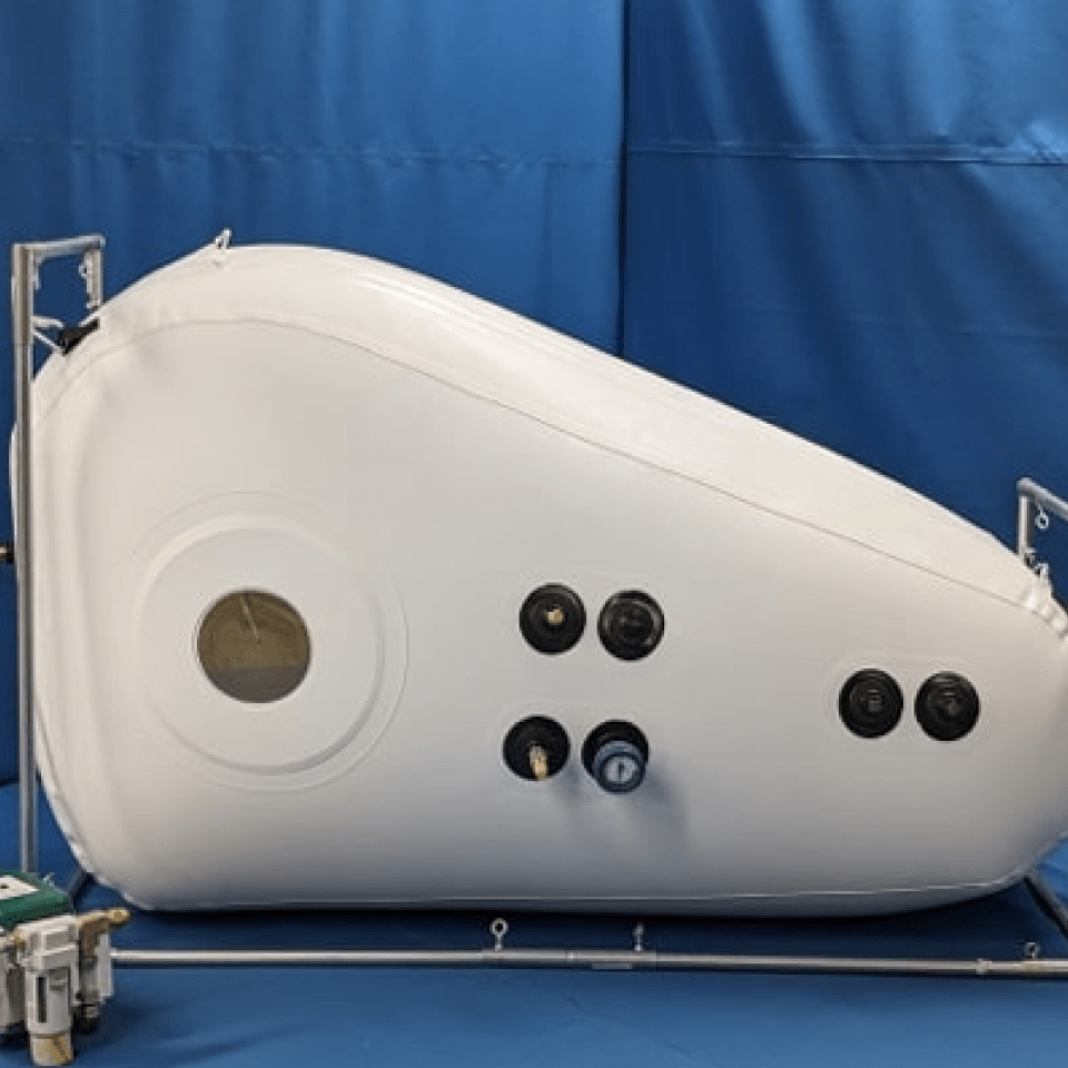 Newtowne C4 Portable Shoe Hyperbaric Chamber – portable shoe-shaped chamber on a frame