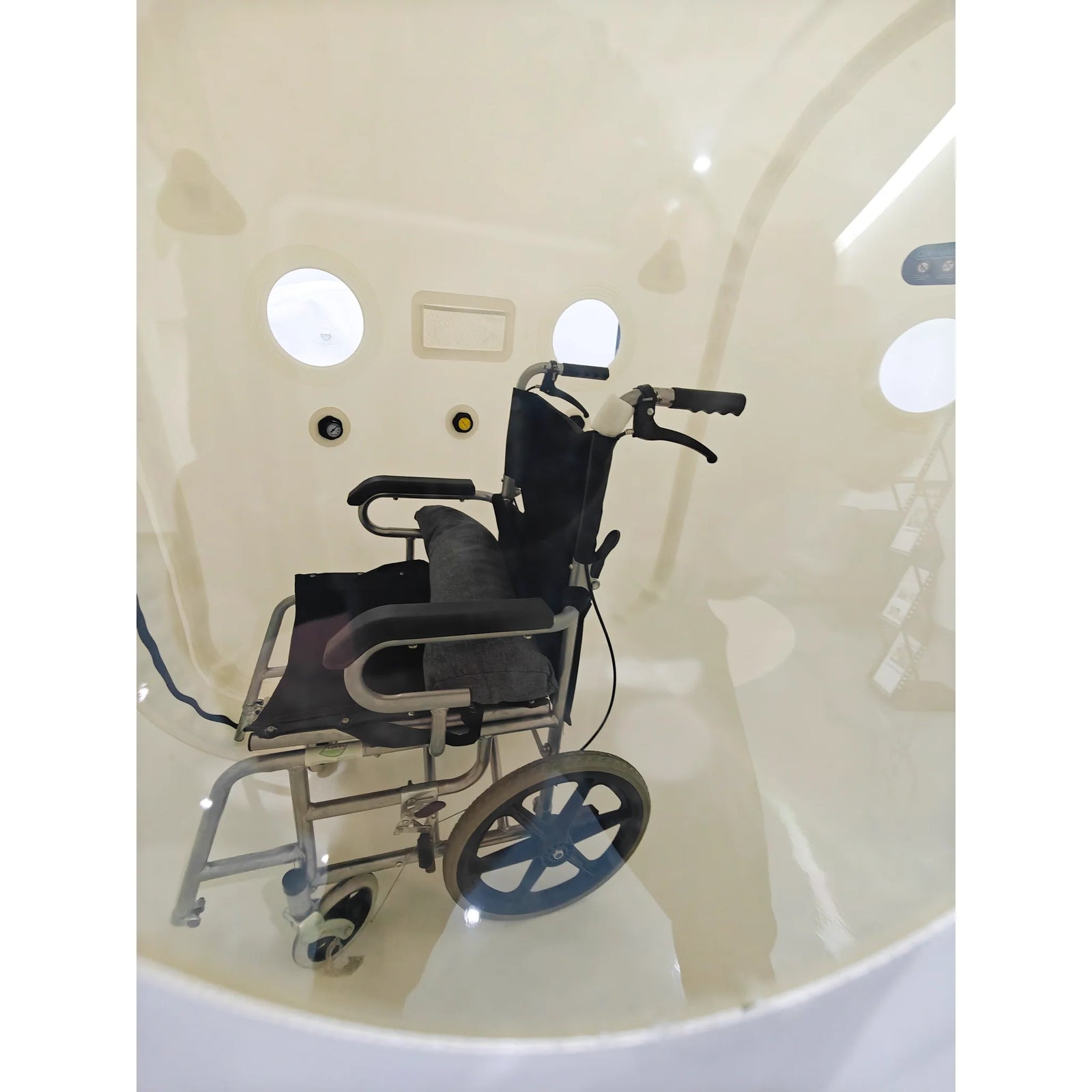 Oxyair OLV-RW01 Wheelchair-Accessible Hyperbaric Chamber – wheelchair inside the chamber