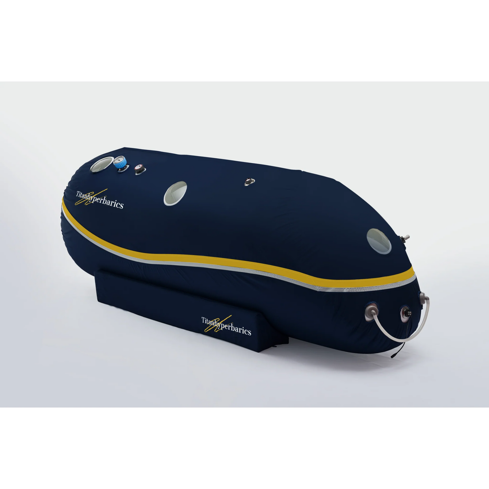 Titan Hyperbarics SMART Portable Soft Hyperbaric Chamber – chamber three-quarter view
