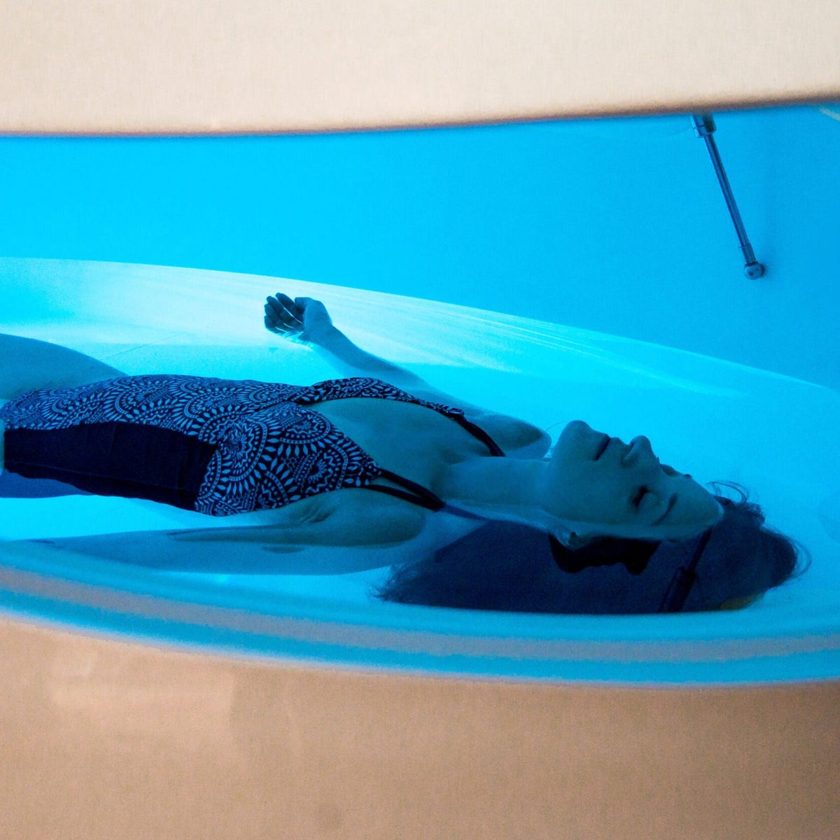 Dreampod V2 Float Pod – Flagship Sensory Deprivation Tank with Advanced Insulation & Precision Controls