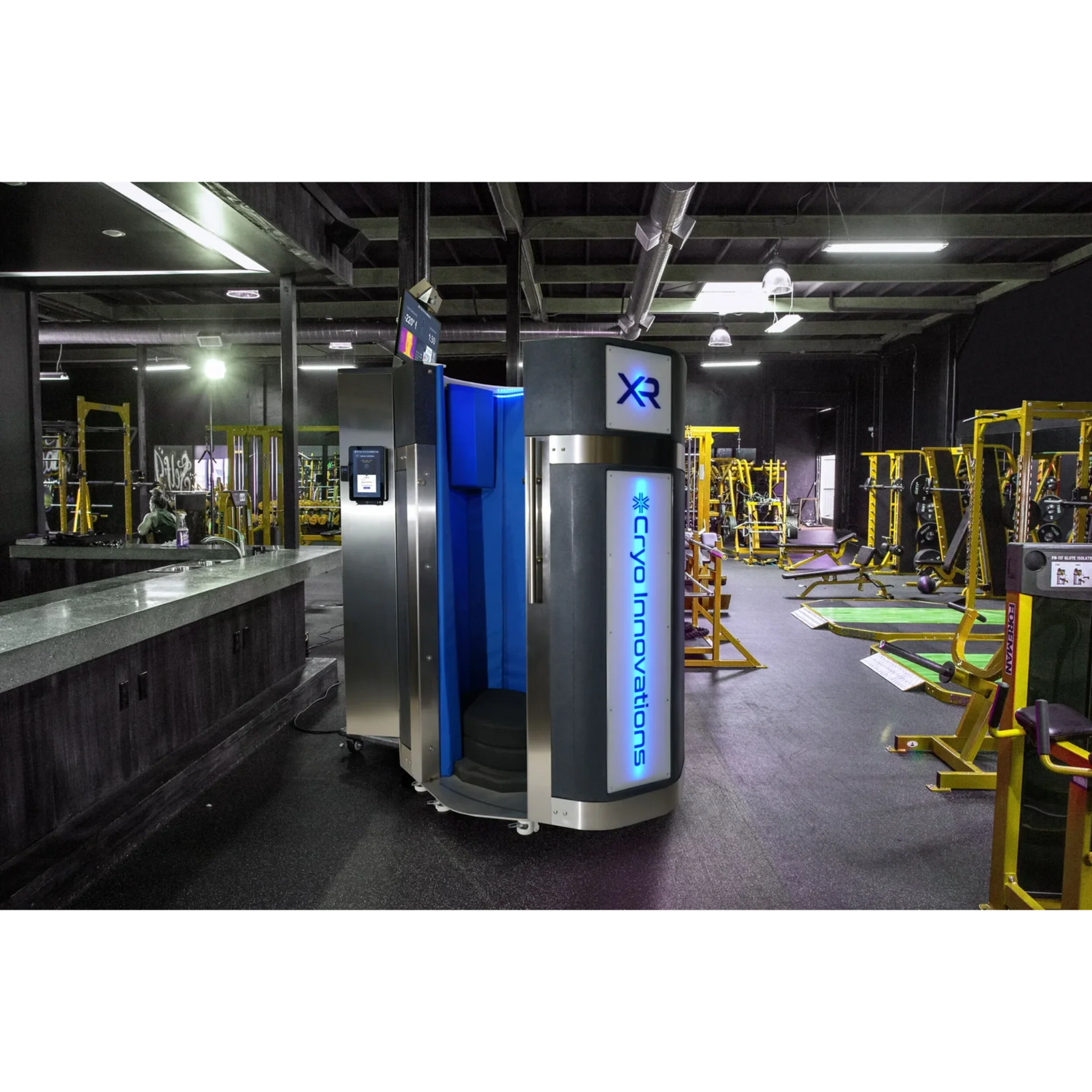 Cryo Innovations XR Cryo Chamber Lite – chamber in a gym