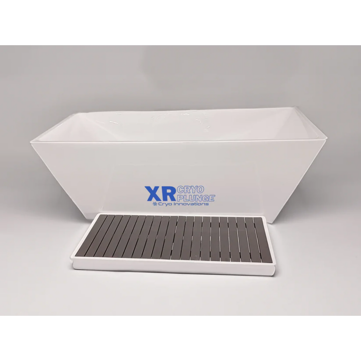Cryo Innovations XR Cryo Plunge acrylic tub, front view, with the optional wet basin
