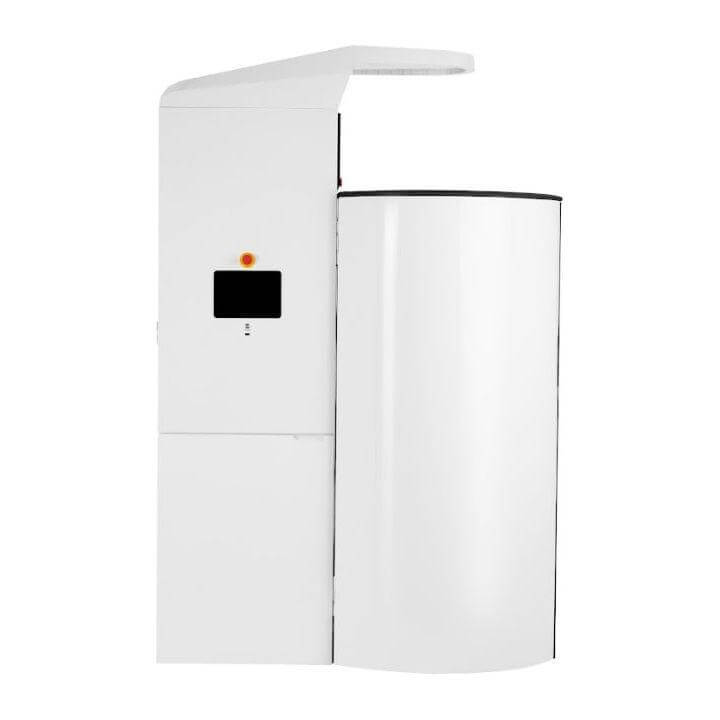 Cryomed Pro Ultra Whole-Body Cryotherapy Chamber – chamber closed with control panel