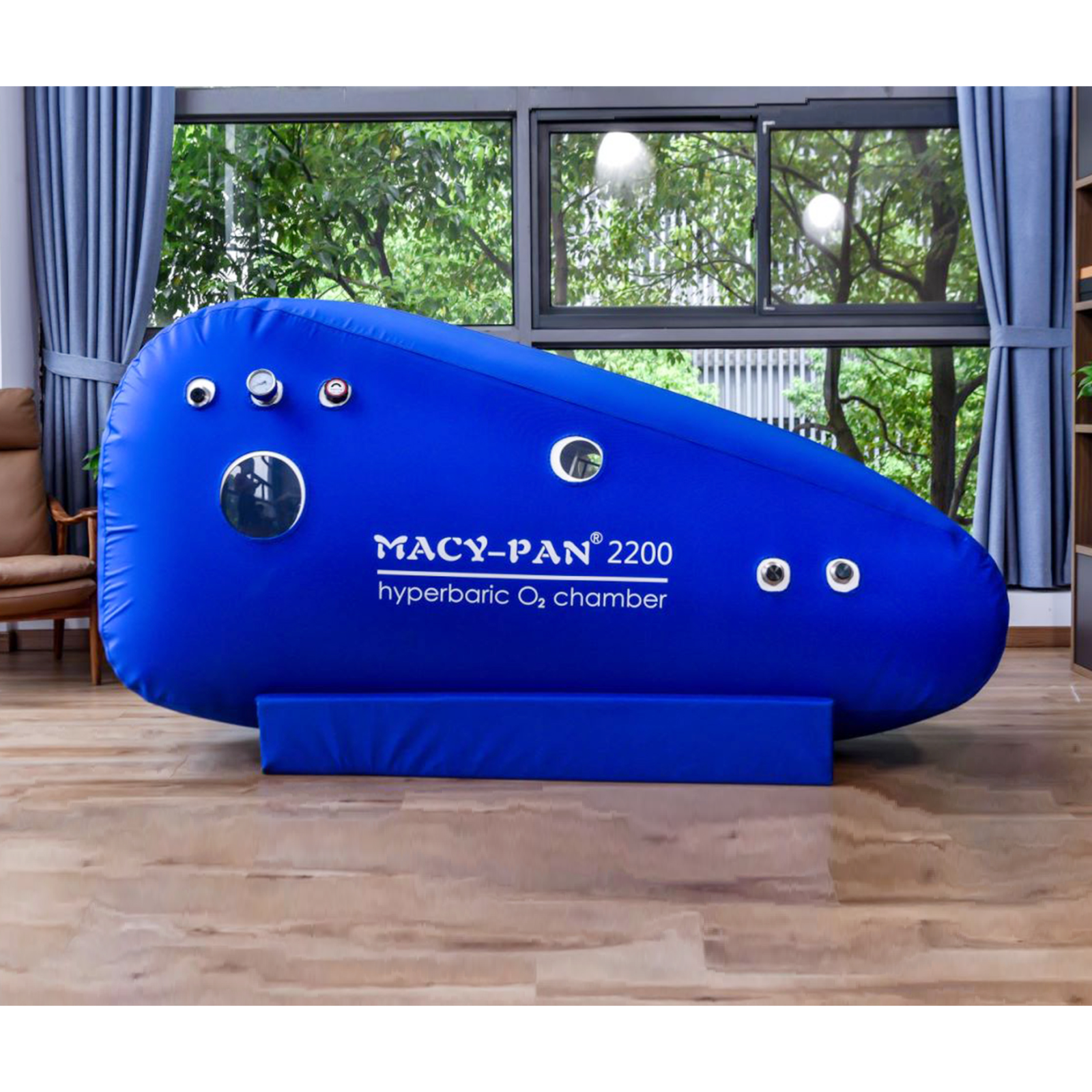 Macy-Pan ST2200 Sitting Hyperbaric Chamber – chamber in a room with windows