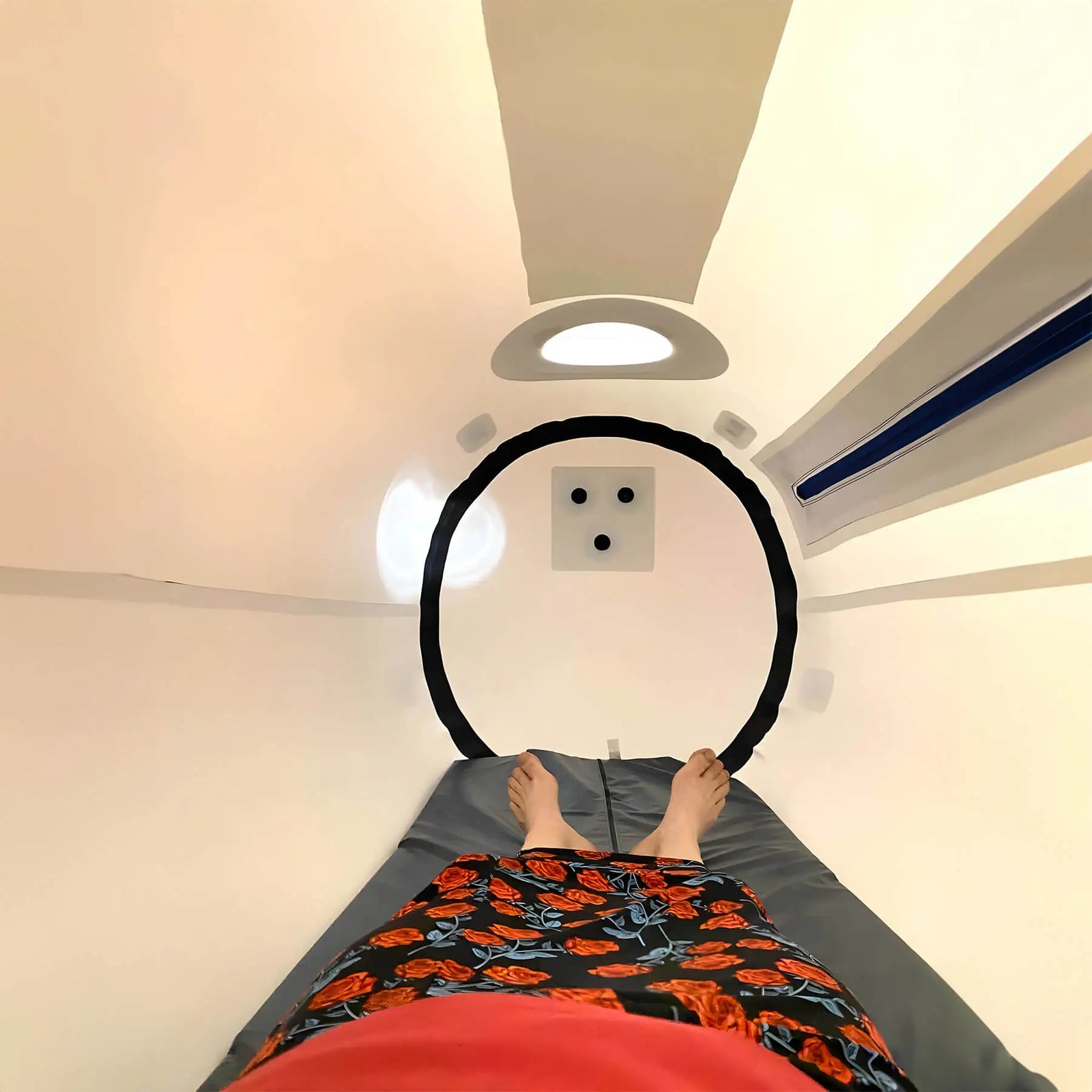 Newtowne Hyperbarics C4-34 Home Hyperbaric Chamber – view from inside toward the end