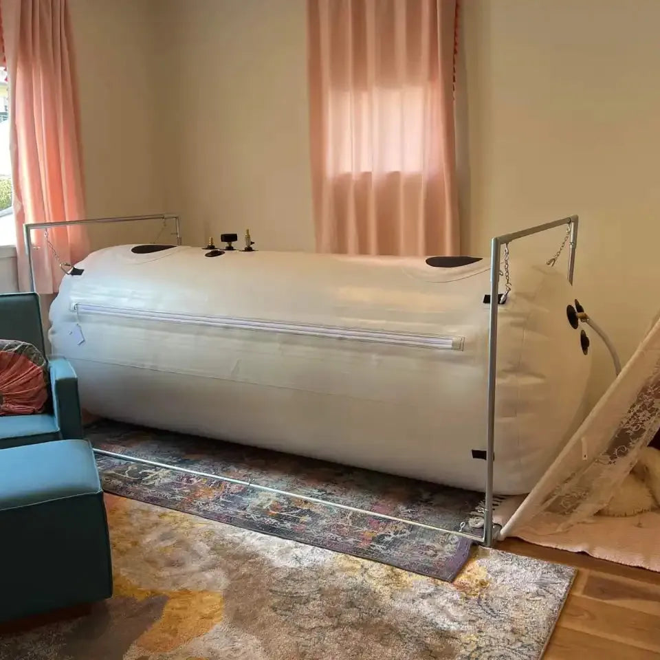 Newtowne Hyperbarics C4-40 Home Hyperbaric Chamber – chamber in a living room
