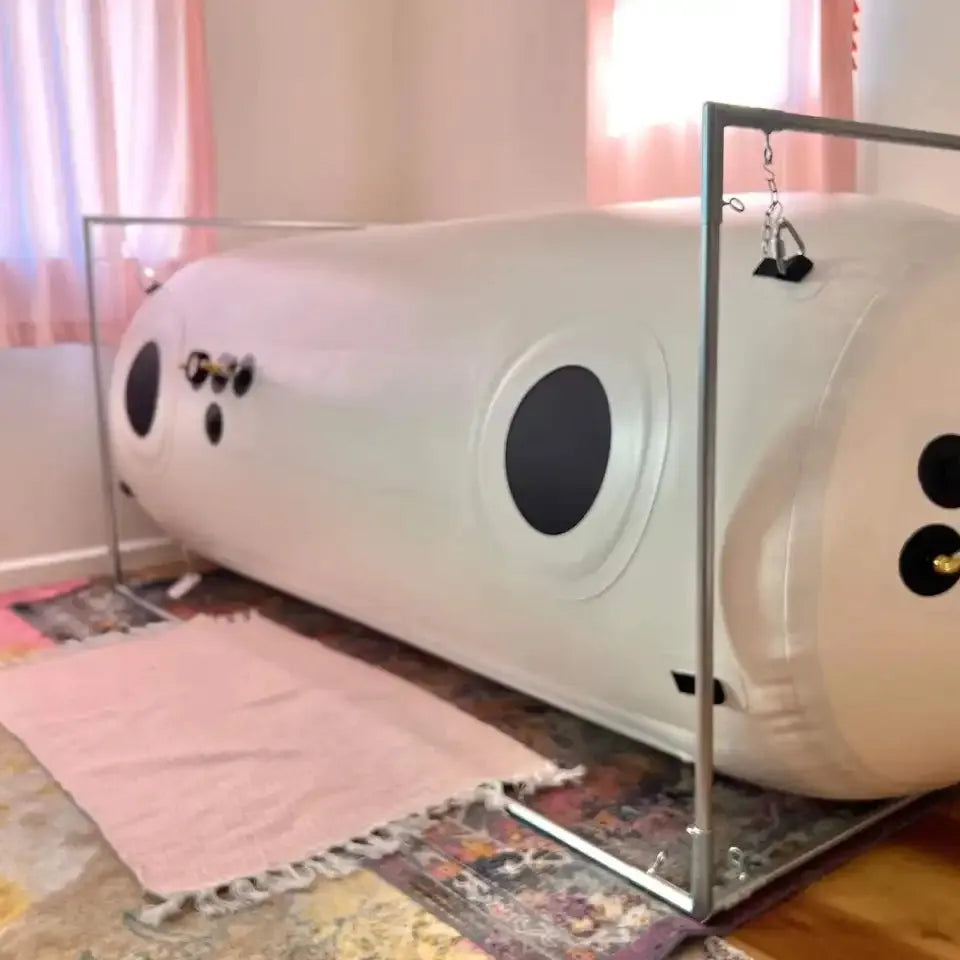 Newtowne Hyperbarics C4-40 Home Hyperbaric Chamber – chamber with a rug in front