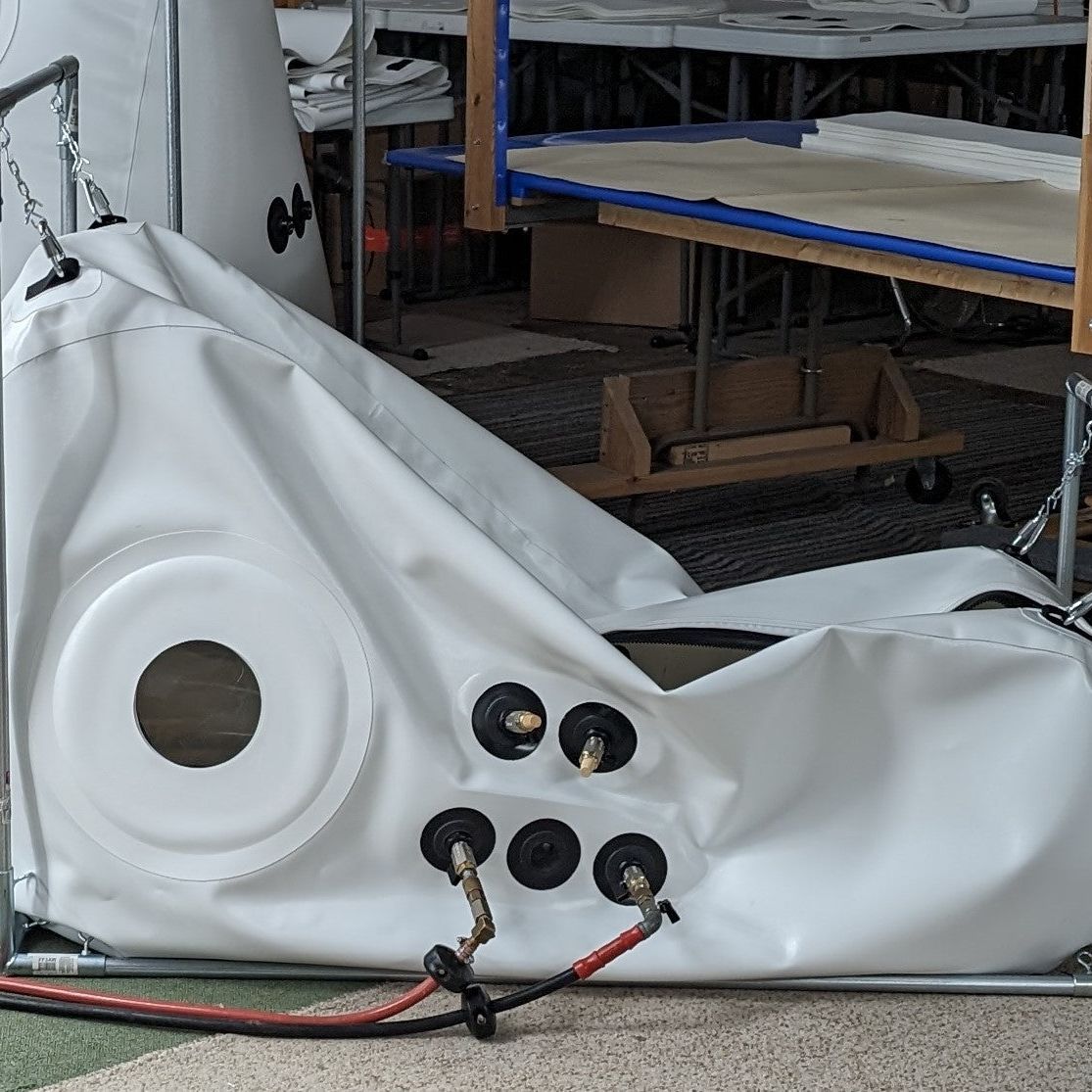 Newtowne Long Shoe Hyperbaric Chamber – chamber ports and air hoses