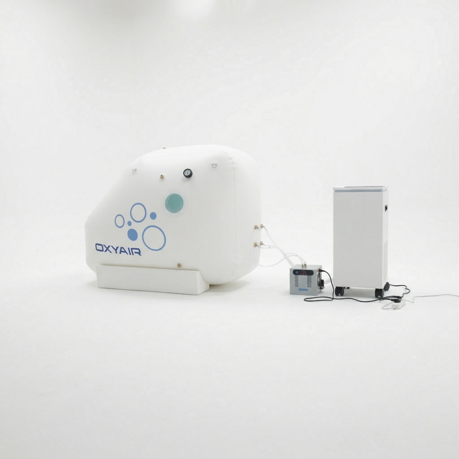 Oxyair OLV-RZ01 Portable Soft Sitting Hyperbaric Chamber – chamber front view with a machine