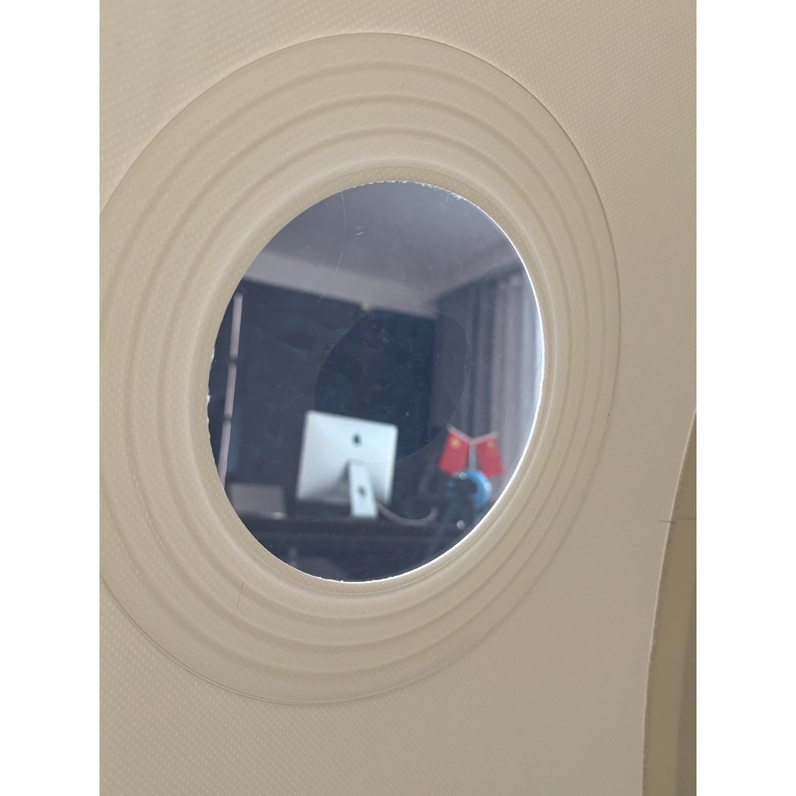Oxyair OLV-RZT01 Soft Hyperbaric Chamber – close-up of a round window