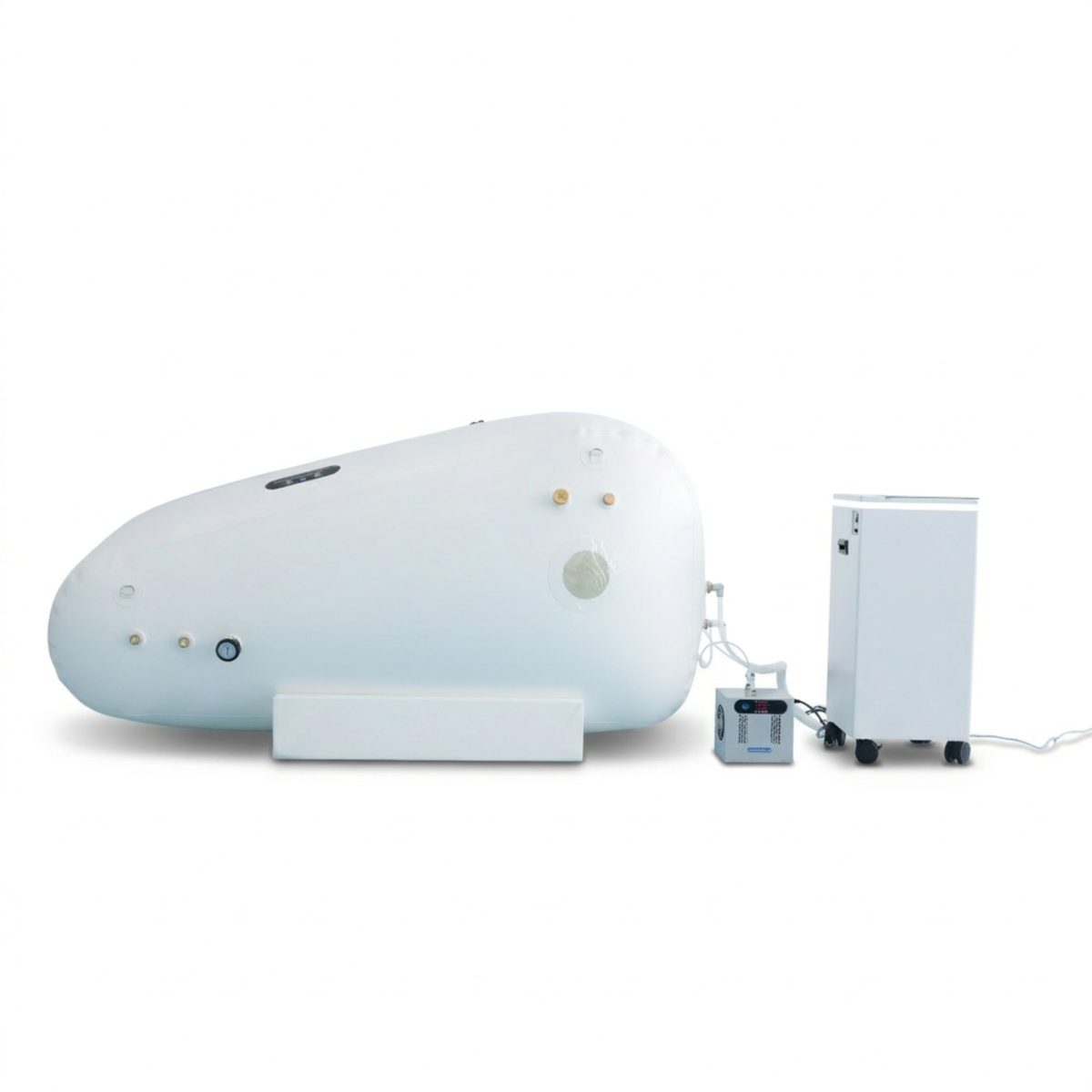 Oxyair OLV-RZT02 Soft Sitting Hyperbaric Chamber – white soft chamber next to an oxygen concentrator