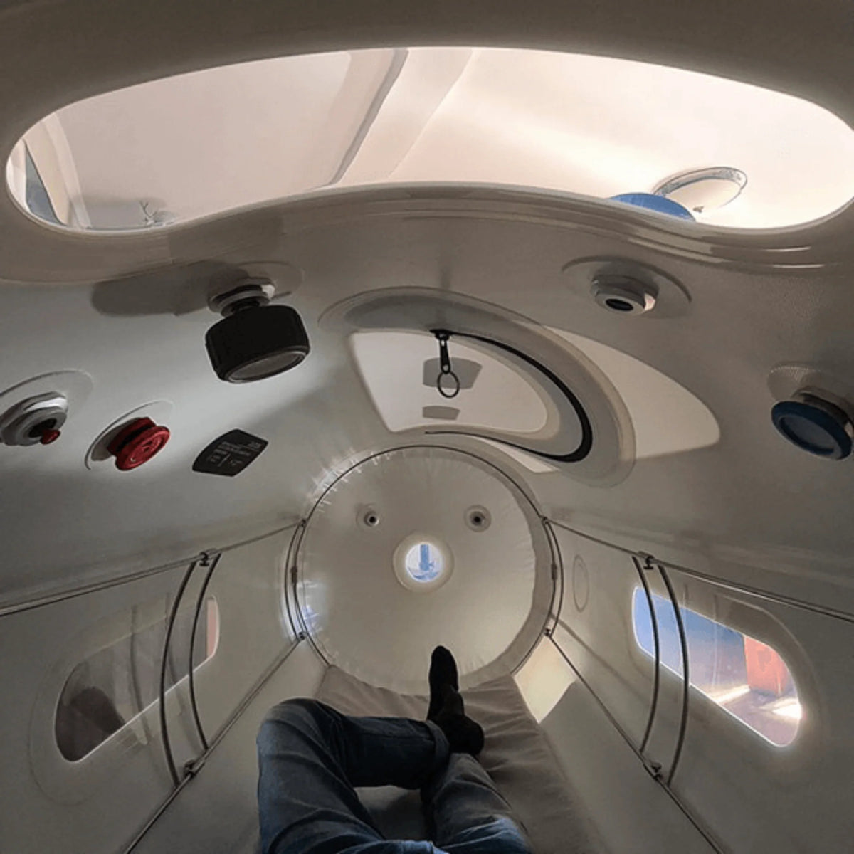 OxyRevo Elite36 Portable Soft Hyperbaric Chamber – view from inside the chamber